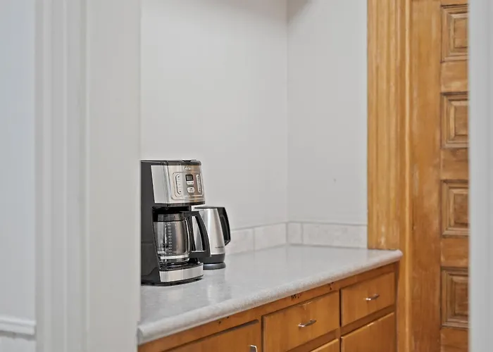 Oakland, !f Unique And Stylish Private Bedroom With Private Bathroom * Pittsburgh
